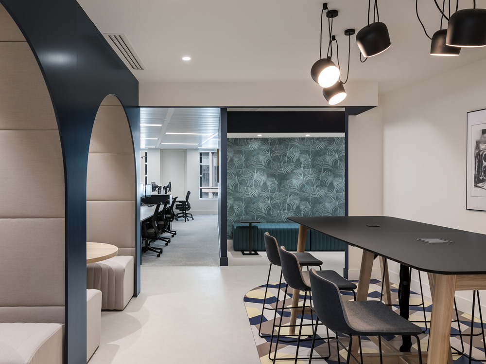 卓正裝飾淺析辦公室裝修的密度板是什么材質(zhì)？